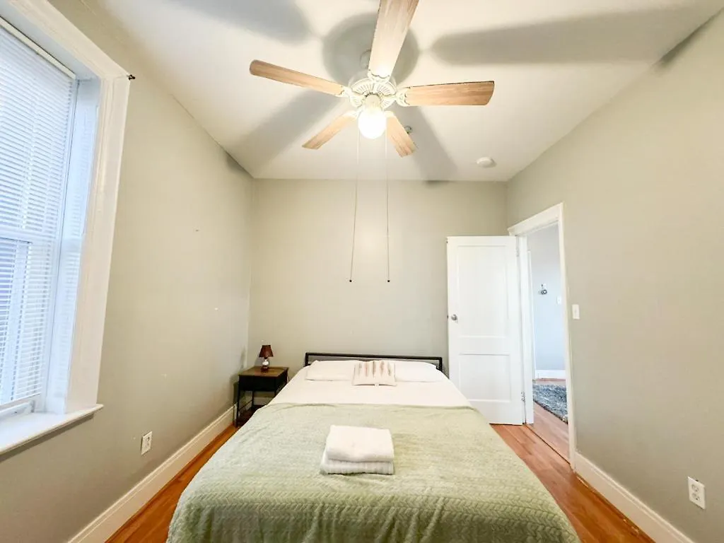 3 Bed 1 Bath Free Parking Near Nyc Διαμέρισμα North Bergen