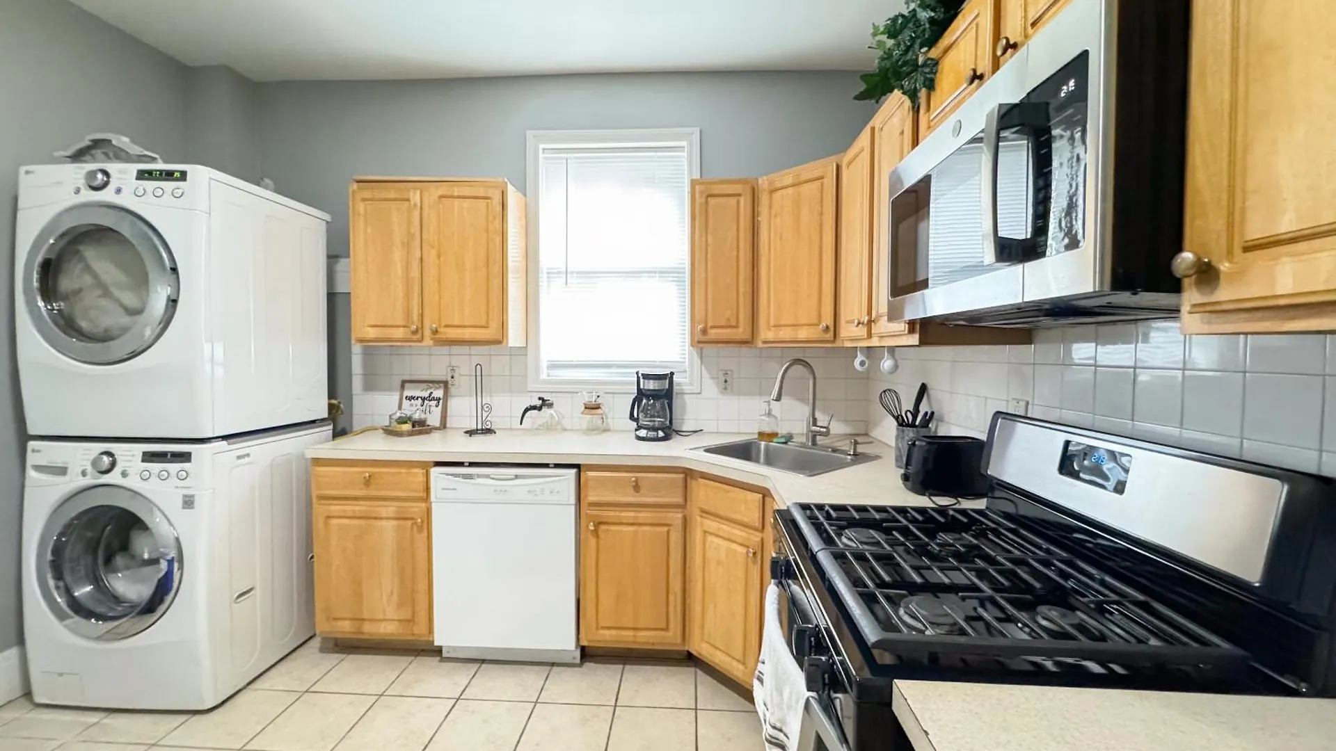 3 Bed 1 Bath Free Parking Near Nyc Διαμέρισμα North Bergen 0*,  Ηνωμένες Πολιτείες της Αμερικής